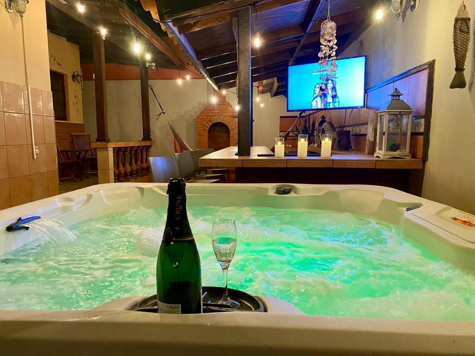 3-Bedroom Villa With A Jacuzzi Noord Bagian luar foto