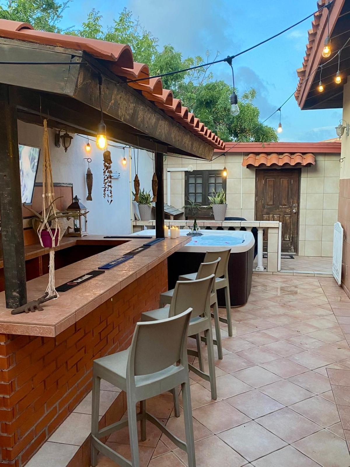 3-Bedroom Villa With A Jacuzzi Noord Bagian luar foto